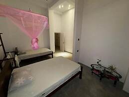 Surf 247 Weligama Villa