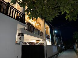 Surf 247 Weligama Villa