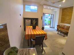 Surf 247 Weligama Villa