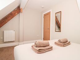 Purbeck Hotel Apartments - Flat 5