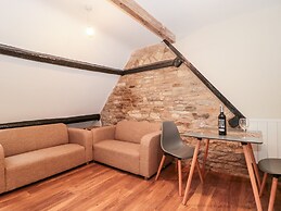 Purbeck Hotel Apartments - Flat 5