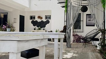 The Hostal Inn