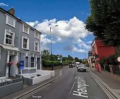 Charming 1-bed Studio Annex,parking,kitchen,wifi