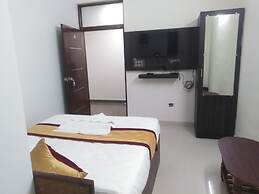 J K Inn Hotel - Urban Express