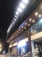 J K Inn Hotel - Urban Express