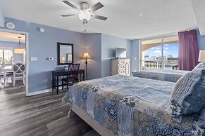 Yacht Club Villas #2-301 3 Bedroom Condo by RedAwning