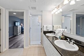 Yacht Club Villas #2-301 3 Bedroom Condo by RedAwning