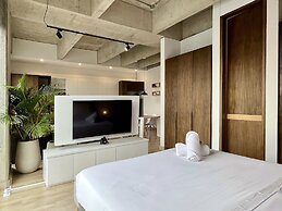 Canvas by Wynwood House