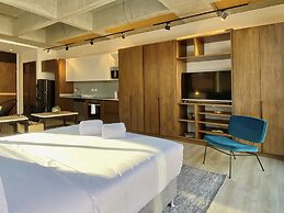 Canvas by Wynwood House