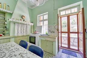 2islands Waterfront House