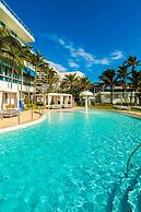 FontaineBleau Resort Ocean plus Bay View w/ Balcony
