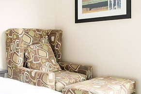 3BR Lakeside Dream Penthouse