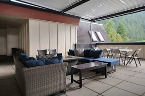 3BR Lakeside Dream Penthouse