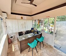 Beach Walk Resort - Goa