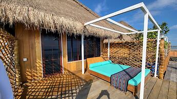 Kelong Pancing Madu Tiga