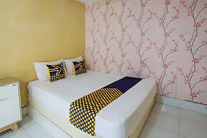 OYO Life 93399 Kos Batulayar