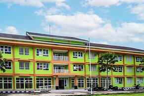 OYO Life 93399 Kos Batulayar