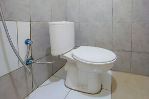 OYO Life 93399 Kos Batulayar