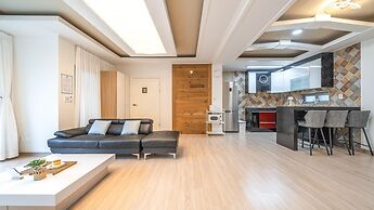 Hoengseong Withpet Village