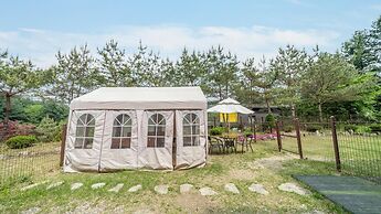 Hoengseong Withpet Village