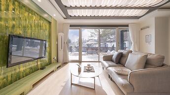 Hoengseong Withpet Village