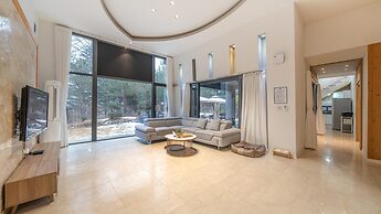 Hoengseong Withpet Village