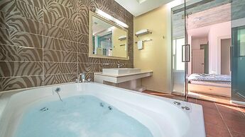 Hoengseong Withpet Village