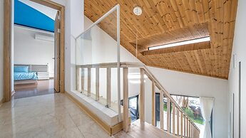 Hoengseong Withpet Village