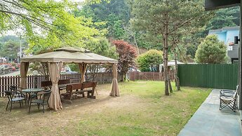 Hoengseong Withpet Village