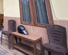 OYO Life 93407 Kos Sweta