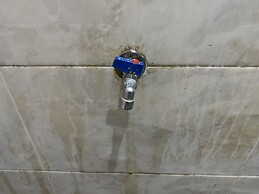 OYO Life 93407 Kos Sweta