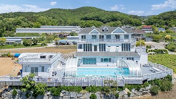 Ganghwa Imspa Pension