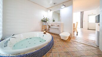 Ganghwa Imspa Pension