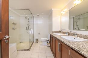 Riverside Hidden Oasis