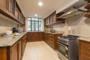 Riverside Hidden Oasis