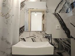 Sun Day Apartments free airport transfer