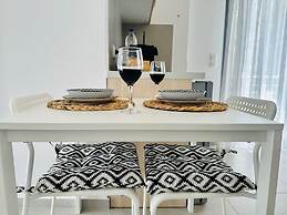 Sun Day Apartments free airport transfer