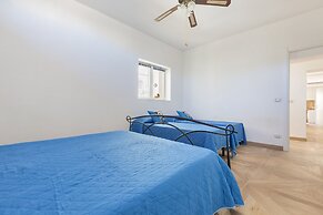 2317 Villa Rose by Barbarhouse