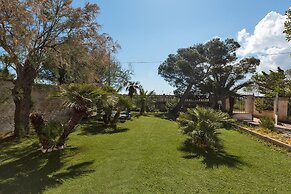 2317 Villa Rose by Barbarhouse