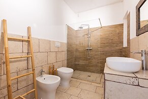 2317 Villa Rose by Barbarhouse