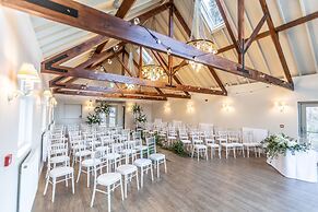 Marshall Meadows Manor House