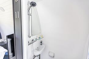 Marshall Meadows Manor House