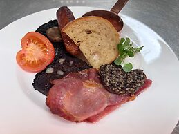 Marshall Meadows Manor House