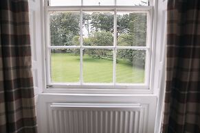 Marshall Meadows Manor House