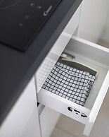 Aura 40 by Q4 Apartments