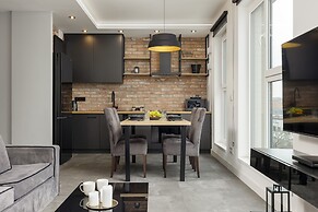 Milionowa Loft Apartment by Renters