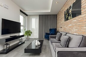 Milionowa Loft Apartment by Renters