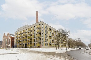 Milionowa Loft Apartment by Renters