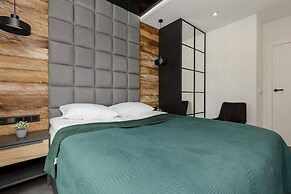 Milionowa Loft Apartment by Renters
