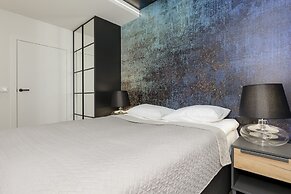 Milionowa Loft Apartment by Renters